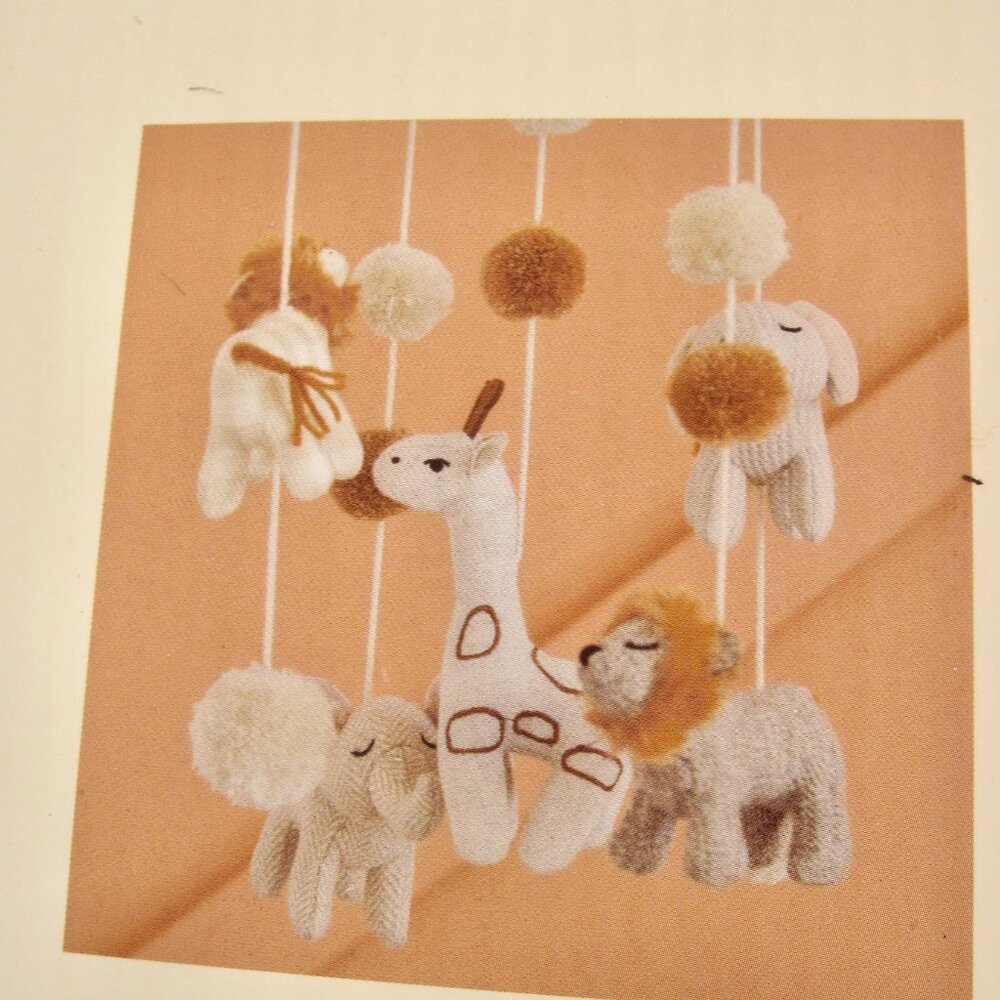 NEW Crane Baby Safari Ceiling Nursery Mobile Elephant Giraffe Lion Handmade - Picture 6 of 11